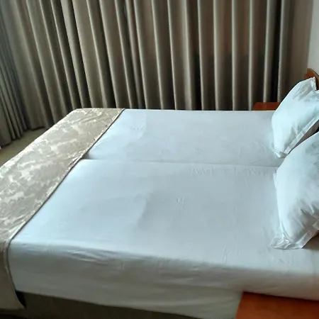 מלון Philippopolis 3*