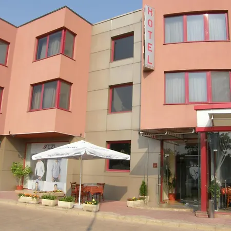 מלון Philippopolis 3*